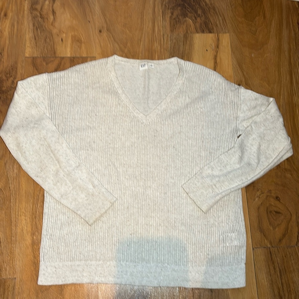 ⭐️GAP Ladies Sweater